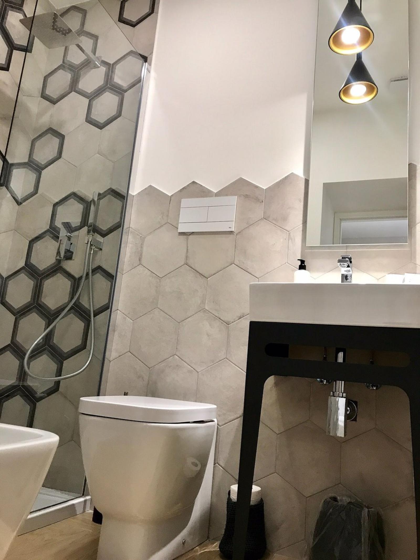 Bagno con doccia